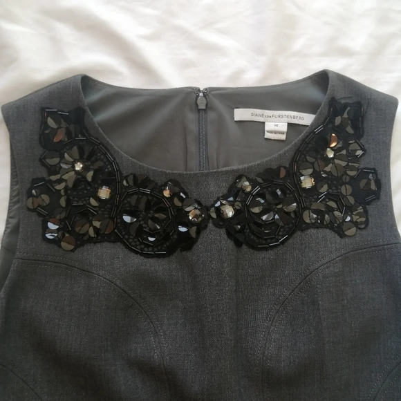 Diane Von Furstenberg Mackenzie Sheath Dress Embellished Jewel Neckline Gray 10 - Picture 7 of 14